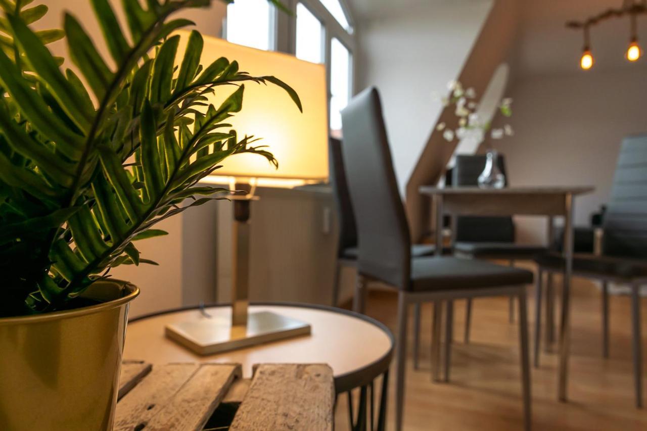Blue Chili 99 - Grosszuegiges Loft Wlan Boxspringbett Bis 4 Pers Apartman Lipcse Kültér fotó