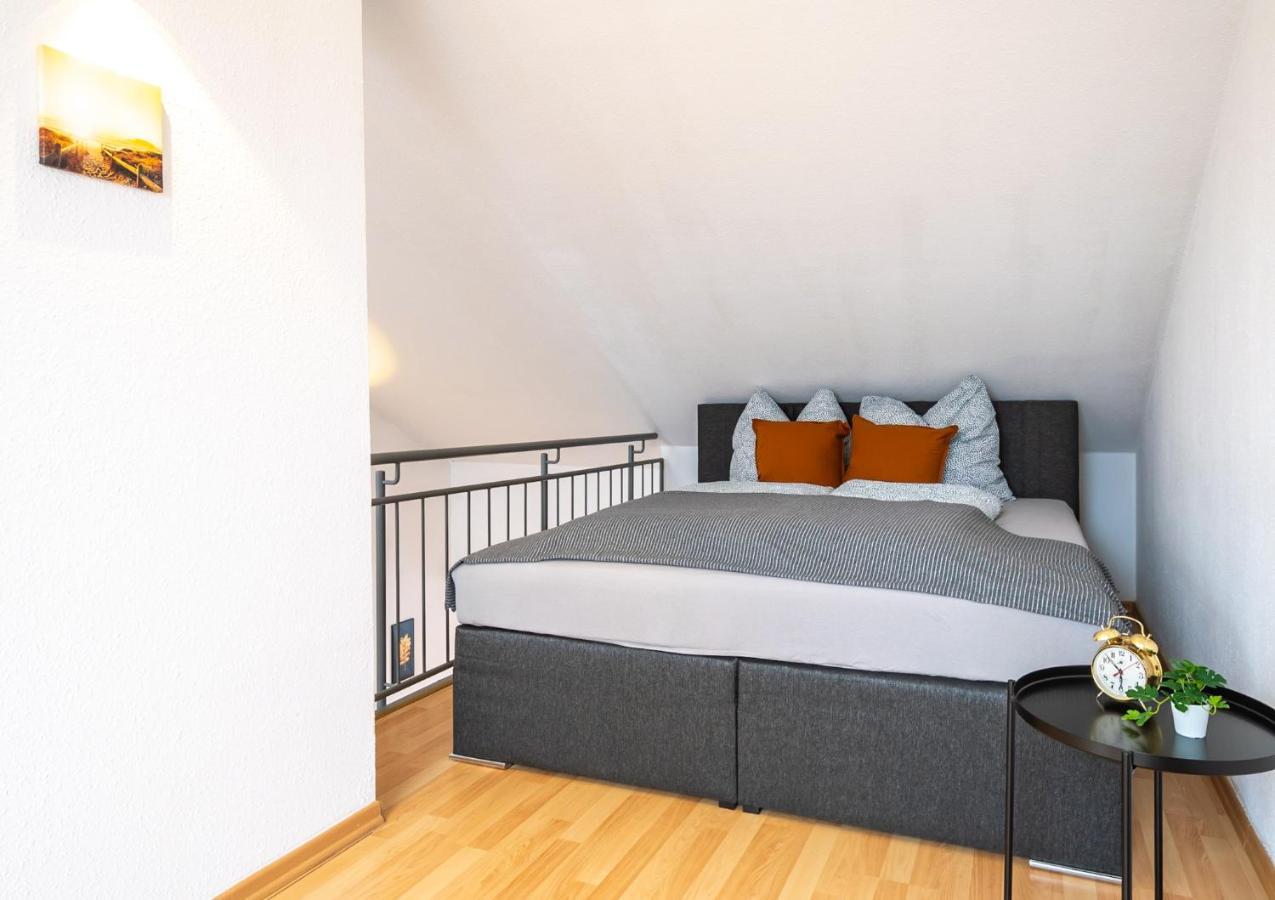 Blue Chili 99 - Grosszuegiges Loft Wlan Boxspringbett Bis 4 Pers Apartman Lipcse Kültér fotó